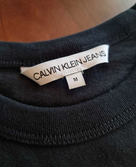 T-shirt preta da Calvin Klein Jeans
