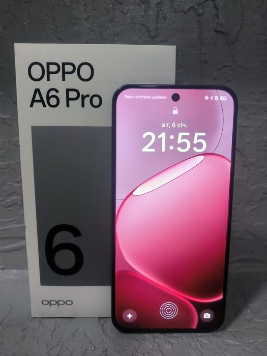 OPPO A6 Pro майже новий