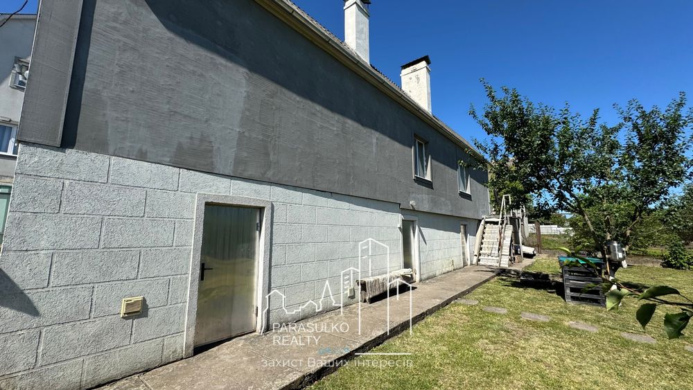 Продам просторий будинок, який готовий для проживання