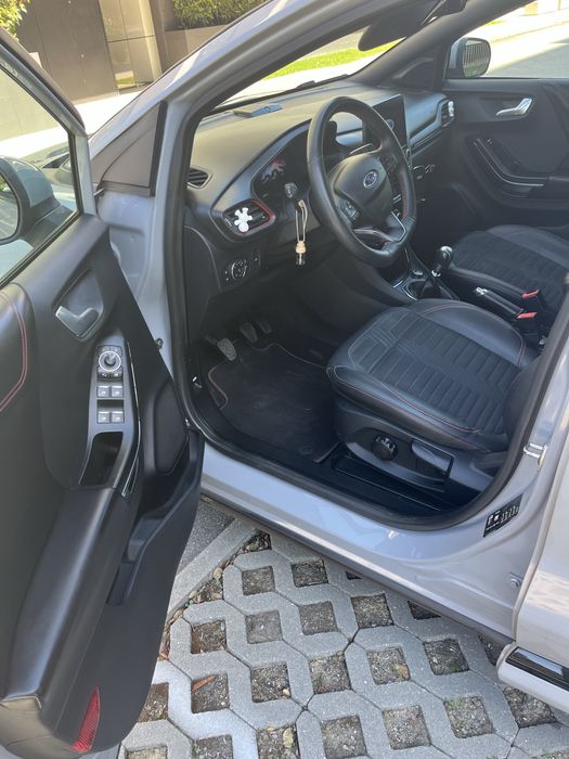 FORD Puma- Puma 1.0 EcoBoost MHEV ST-Line  X, Hybrid