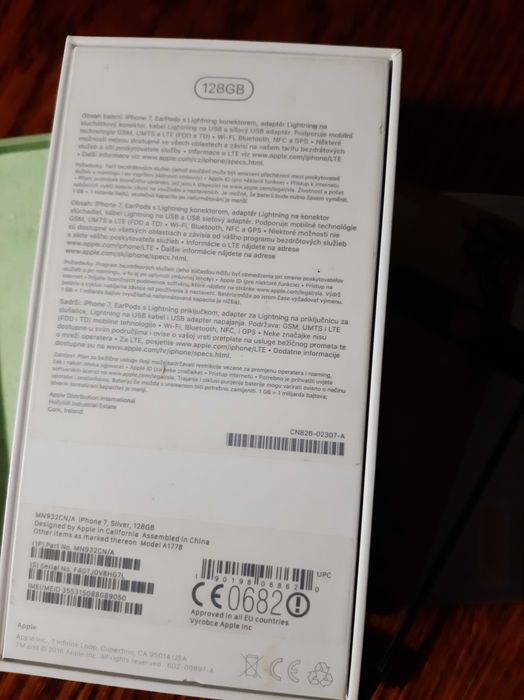 Телефон iPhone 7 128GB 4GLTE NEVERLOCK