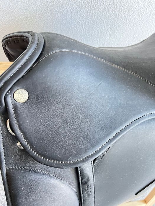 Sela de Dressage Otto Schumacher Profi Comfort, tamanho 34, como nova!