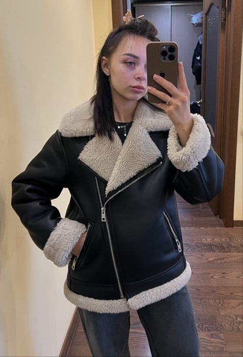 Дубленка Mango.