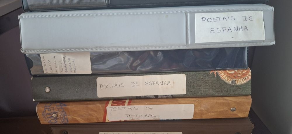 Coleção Gigante de Postais Antigos (+- 4000Postais em 14 Dossiês Organizados)