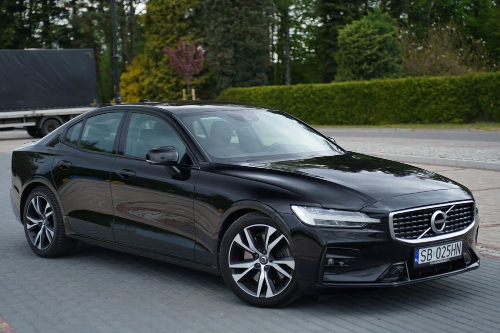 Volvo S60 2019r. 2.0 T5 250 KM R-Design Udokumentowany przebieg Bezwypadkowy