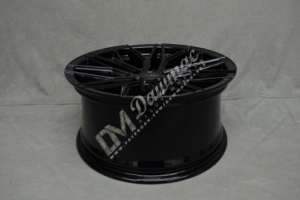 Felgi Arceo Valencia 18" Gloss Black 5x112/5x114,3