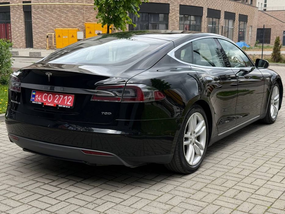 2015 Tesla model S 70D