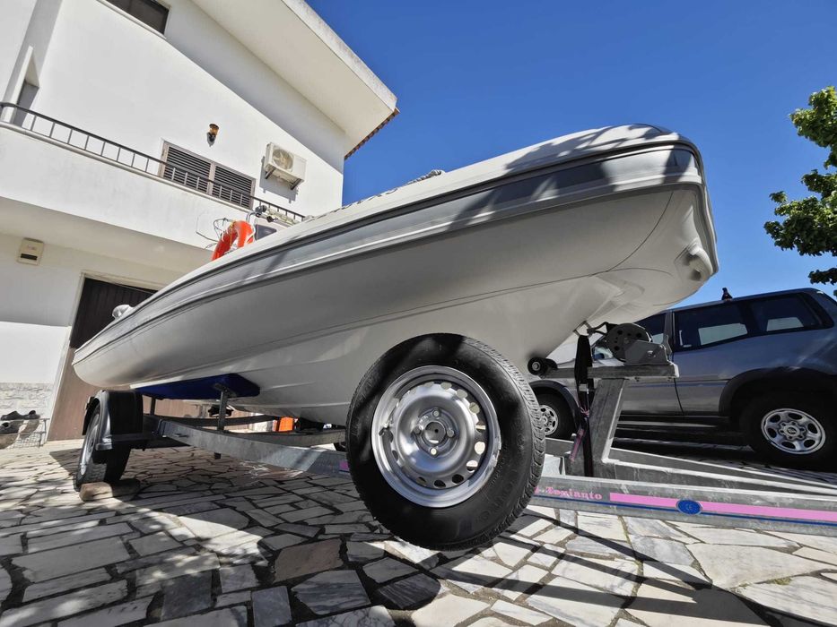 Semi-Rígido Searibs 500 Lux (Hypalon) + Yamaha 60hp 4T - Apenas 30 Horas! Estado Imaculado