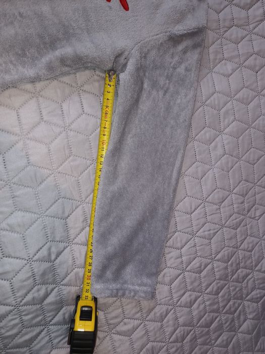 Piżama chłopięca świąteczna r.122/128 cm.