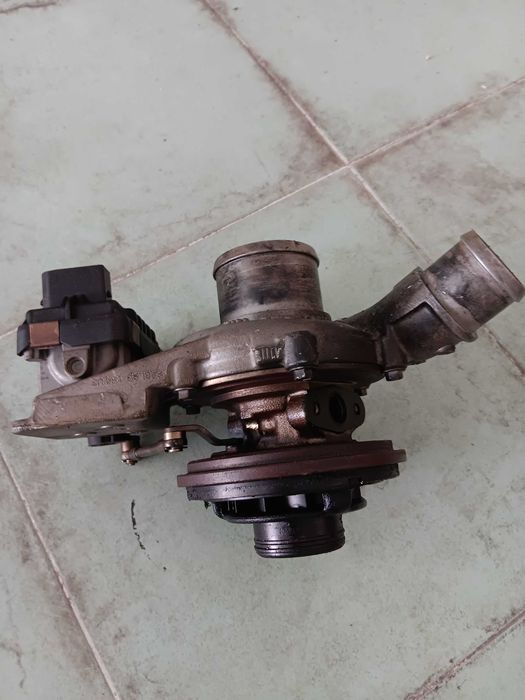 Lote de Peças Usadas para Motor Ford Transit 2.2 TDCi (Anos 2007 a 2012)