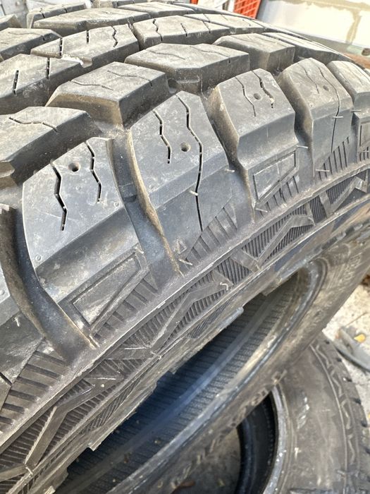 Грязьова резина R17