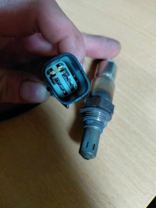 Лямда-зонд на jeep cherokee 2019г  (2.4)л