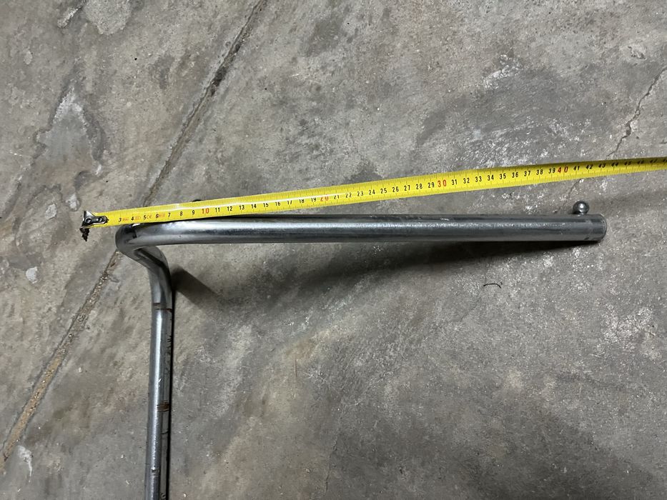 Tubos de metal,sem rodas