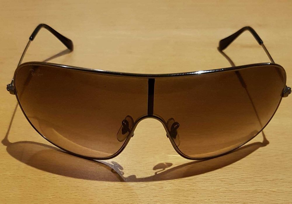 Sunglasses - Ray Ban
