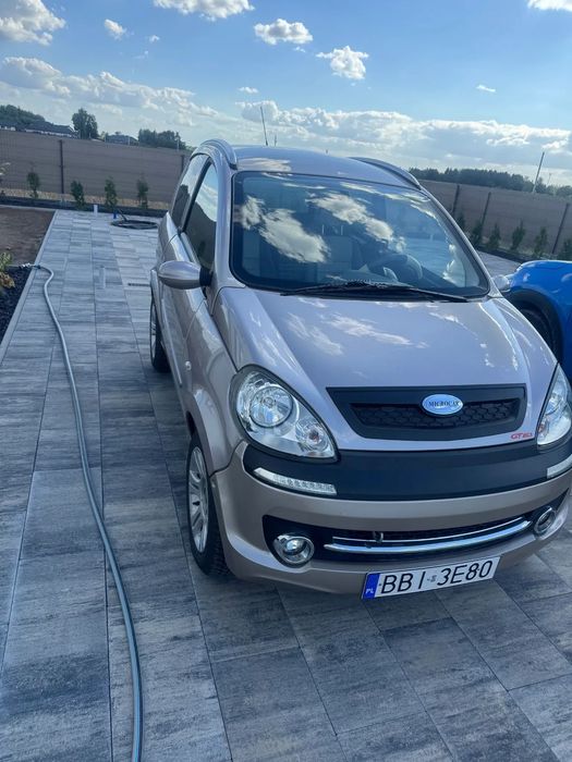 Microcar M.GO Fajne kompaktowe auto dla młodych kierowców kategoria B1