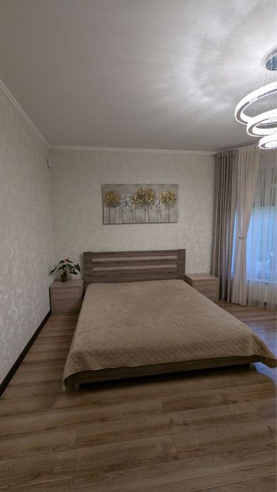 Продам  сучасний Будинок