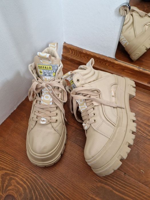 Ботинки Буффало на платформе buffalo aspha NC mid 39-40 р 25 см