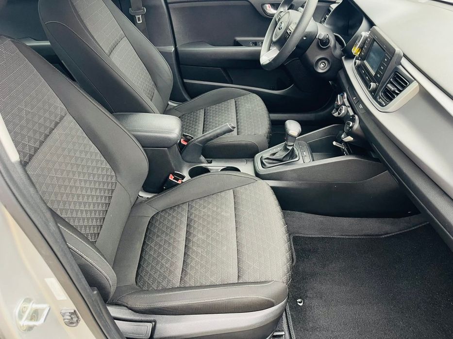 Продаж авто Kia rio