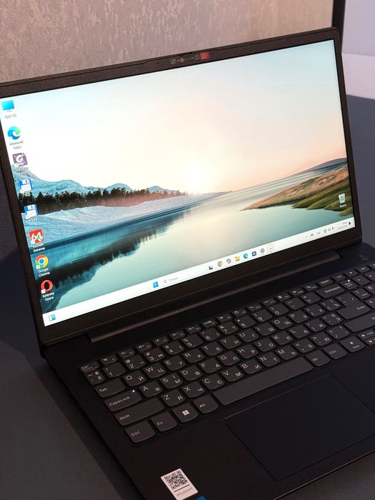 ноутбук Lenovo V15 G4 IRU