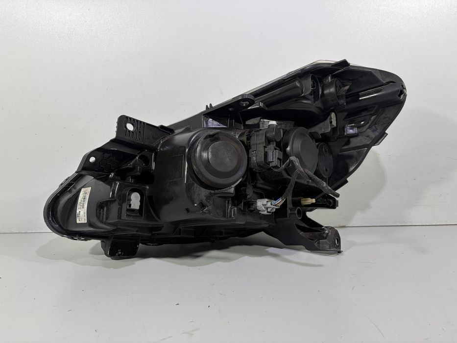 Renault clio iii 3 lift lampa przód przednia prawa europa uszkodzona
