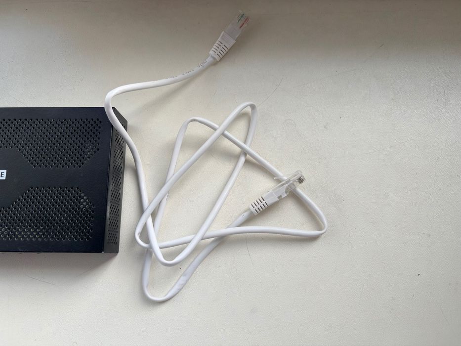 Маршрутизатор Ubiquiti EdgeRouter PoE (ERPOE-5)