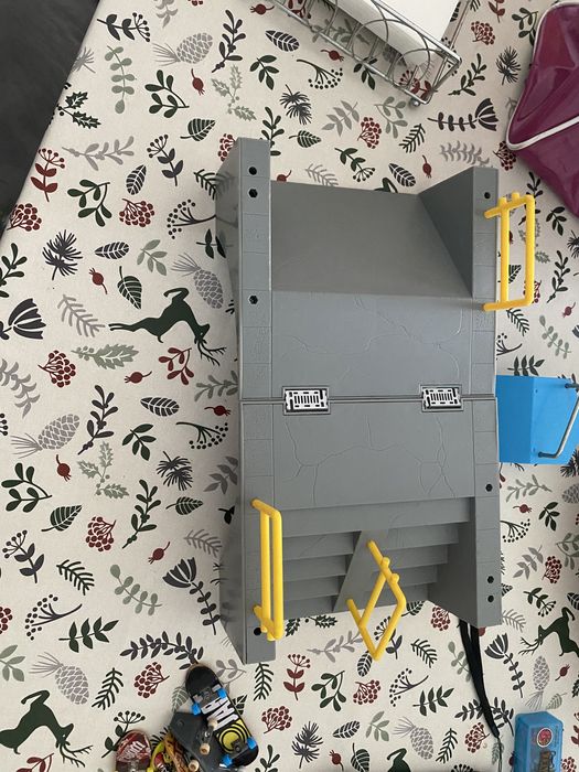 Pista com skates da tech dech