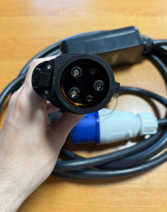 Нова зарядка ElectroS Type 1 для Nissan Leaf Chevrolet Volt Bolt 32А / 16А