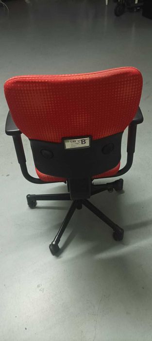 Cadeira de Escritório Ergonómica