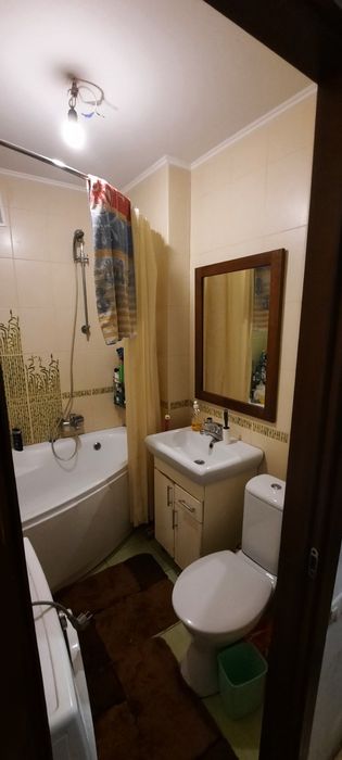 Сдам 3 кв м  Студенческая  Валентиновская 10000 гр.