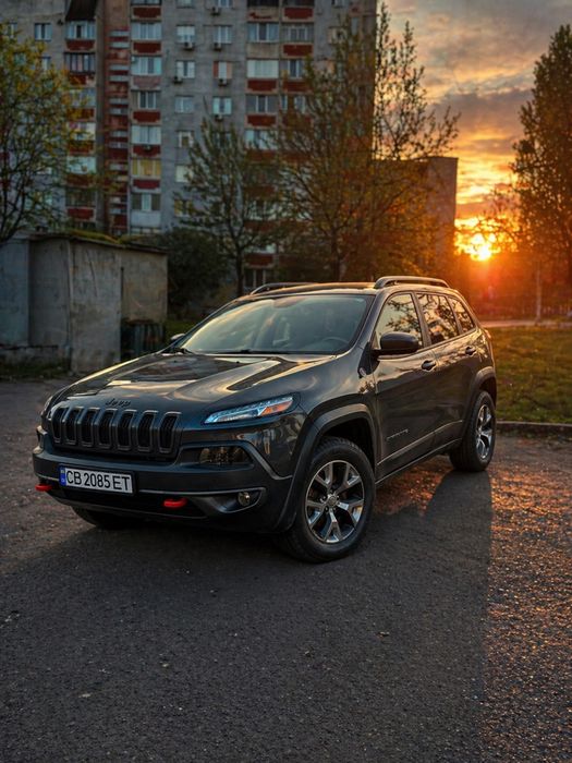 Продам авто Jeep Cherokee 2015
