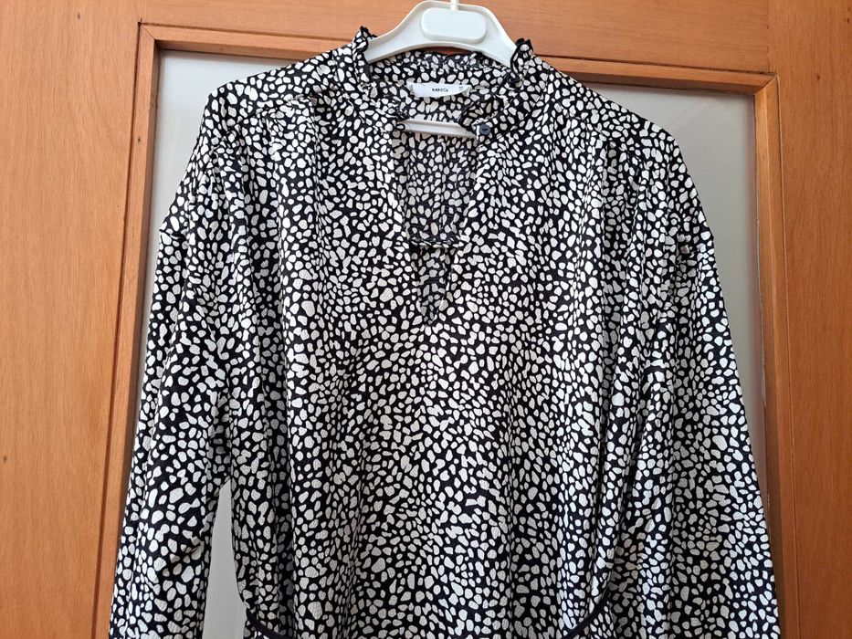 Vestido comprido preto e branco