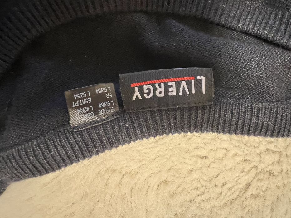 Czarny męski sweter jak nowy