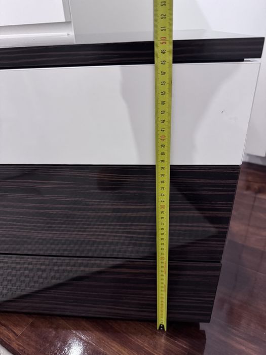 2 mesinhas cabeceira madeira (45€/cada)