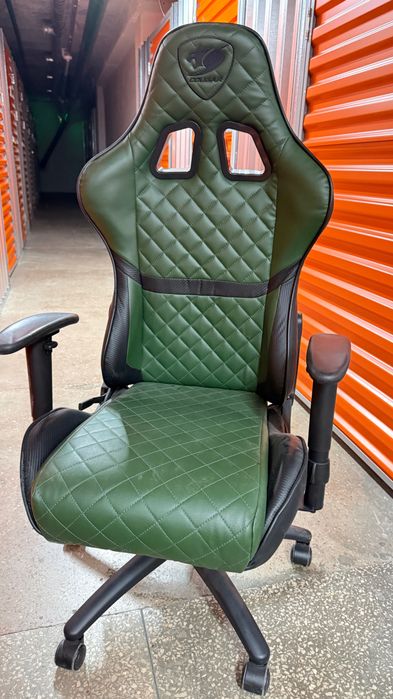 Крісло компʼютерне геймерське Cougar