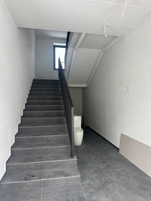 Продаж комерційного приміщення в центрі міста, вул. Євгена Сверстюка