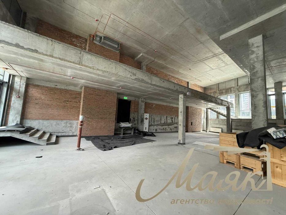 Оренда приміщення під ресторан в  ЖК Трініті, Печерськ, Центр