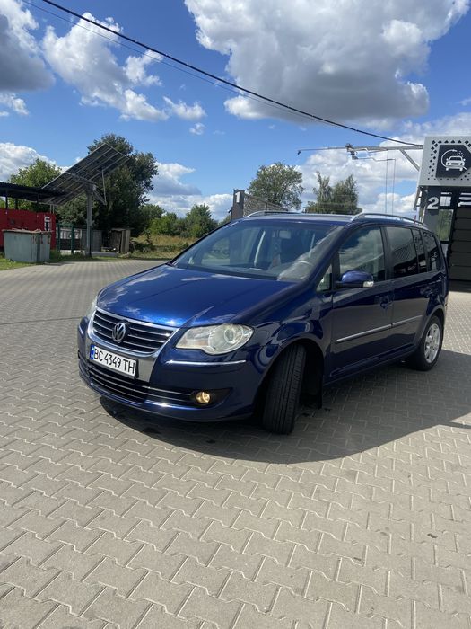 Продам  Volkswagen Touran