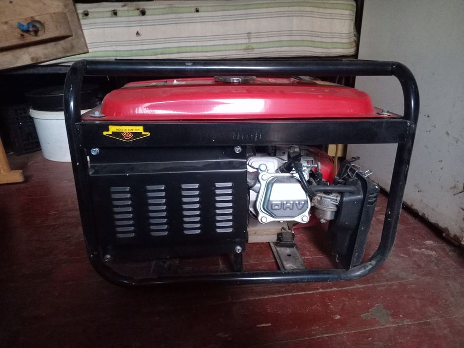Продам генератор