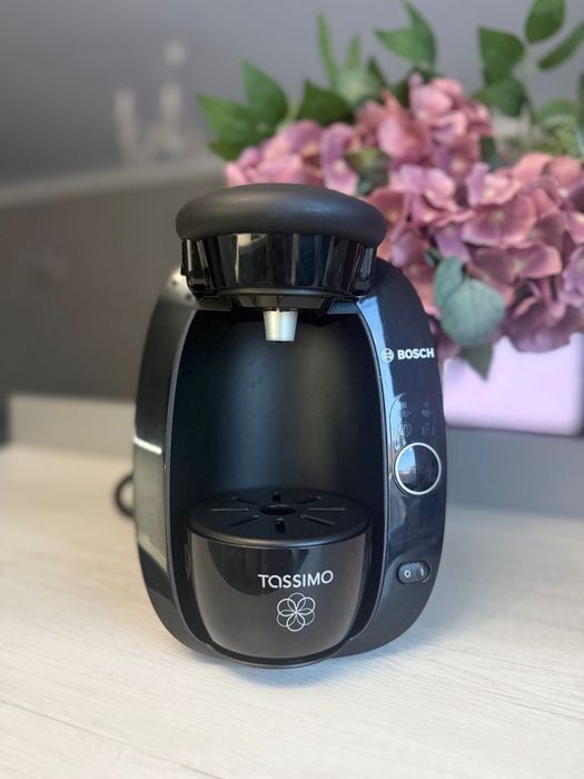Капсульна кавоварка Bosh Tassimo