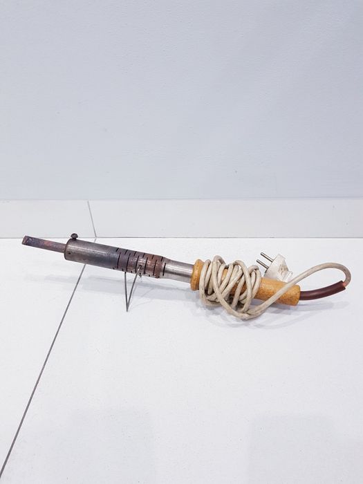 Lutownica kolbowa, oporowa