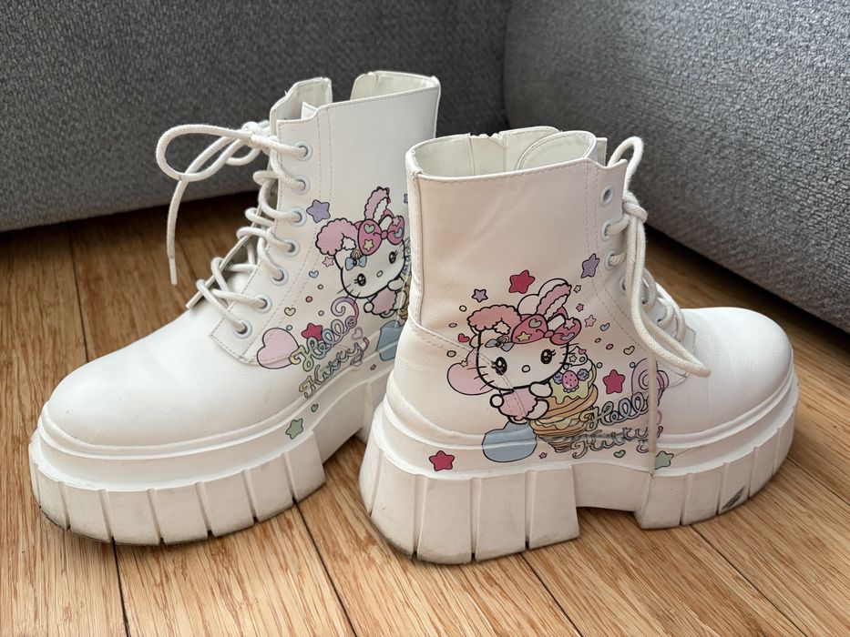 Buty hello kitty Bershka 36