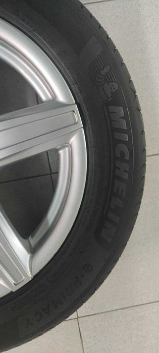 Pneu Michelin total performance e-primacy 205/55R 16