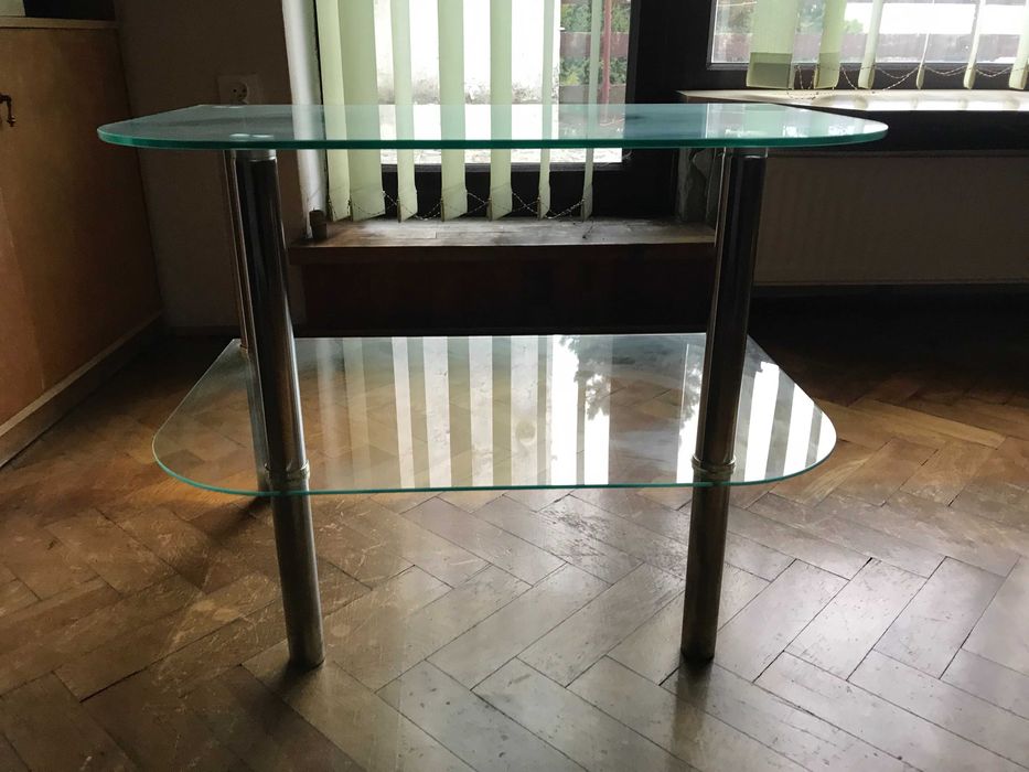 Szklana szafka pod telewizor RTV