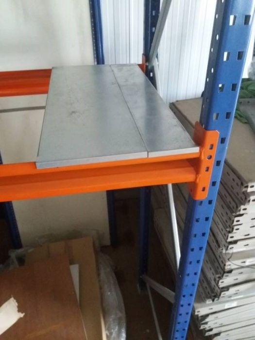 estantes prateleiras de arrumação armazém paletes