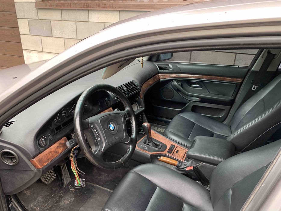 BMW E39 з двигуном М52/2.8