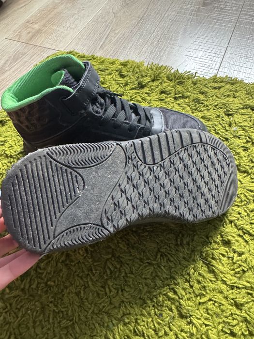 Кроссовки высокие майн крафт 38р