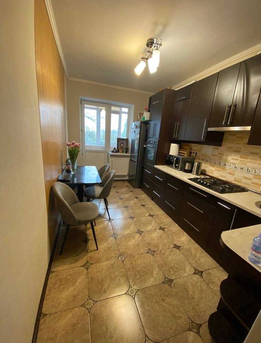 Продаж 2-кімнатна з ремонтом та підвалом Ворзель 54,5 м² газ! Сертифікат, Ваучер - Так! мінімальне оформлення!