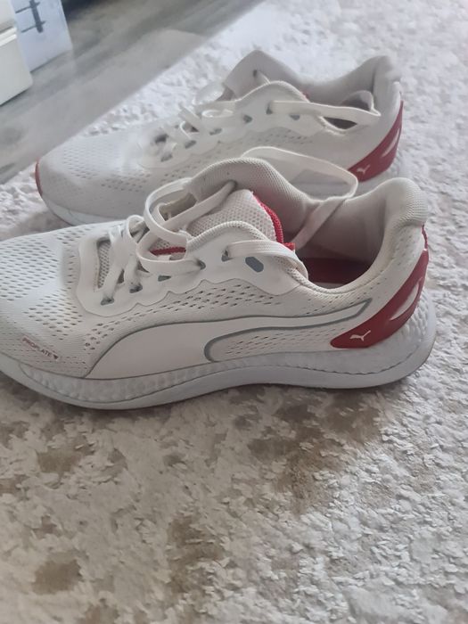 Продам фірмені красовки ADIDAS  і PUMA 41-42 розмір
