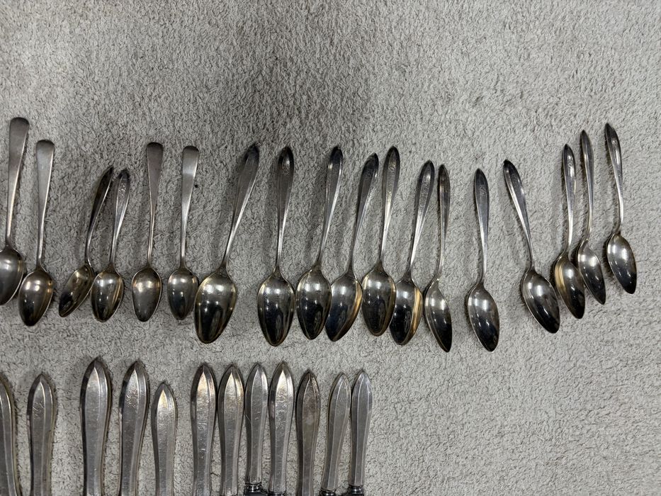 Faqueiro com banho de prata em inox