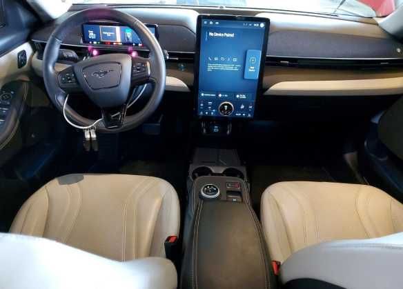 Бампер Ford Mustang Mach-E Premium Розборка Форд Мустанг Е-Мач Запчастини Ford Mustang E-Mach Розпродаж